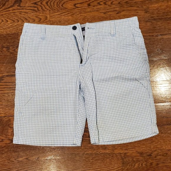 Tommy Hilfiger 8" Seersucker Short in Light Blue Gingham - Picture 1 of 5